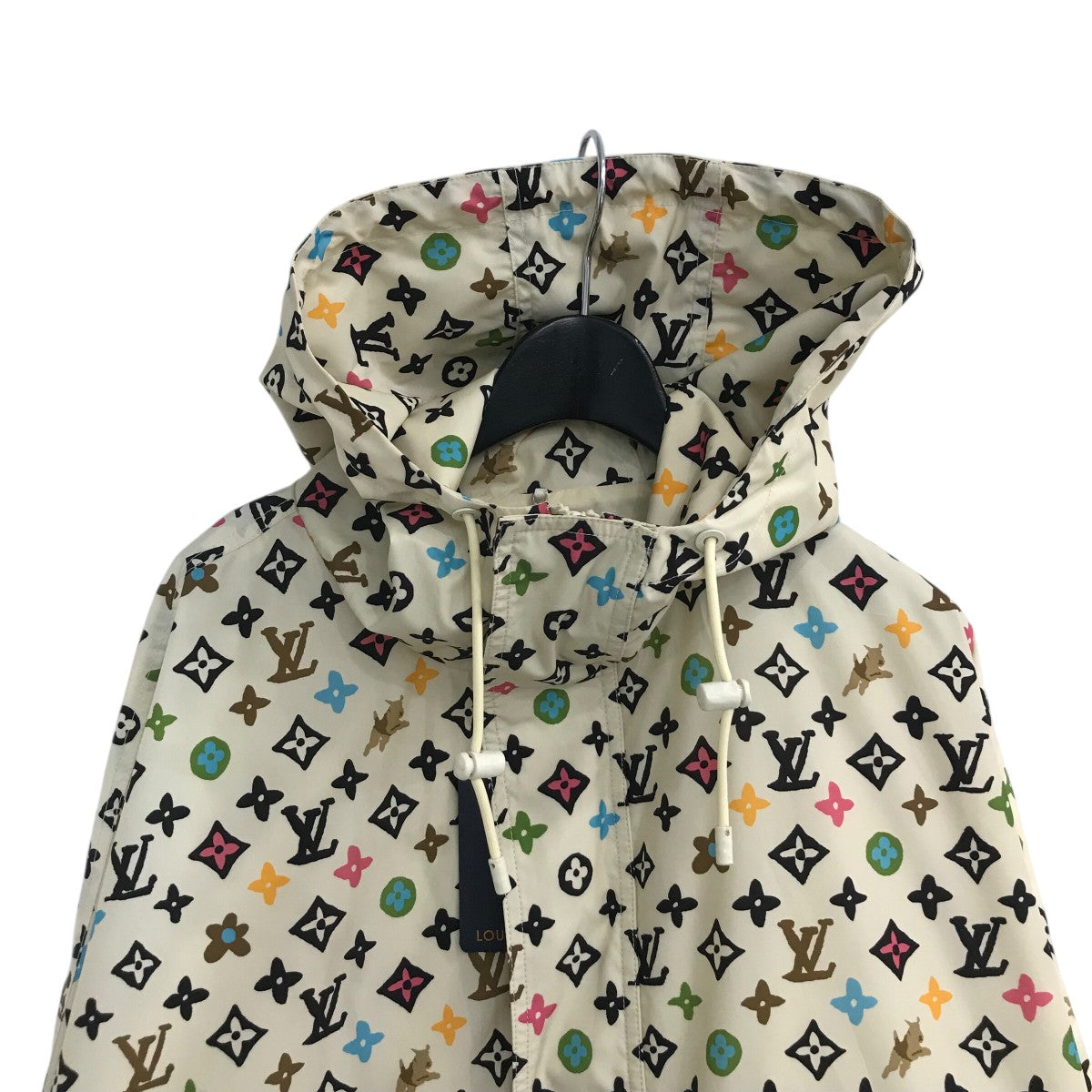 LOUIS VUITTON(ルイヴィトン) プリントモノグラムウインド