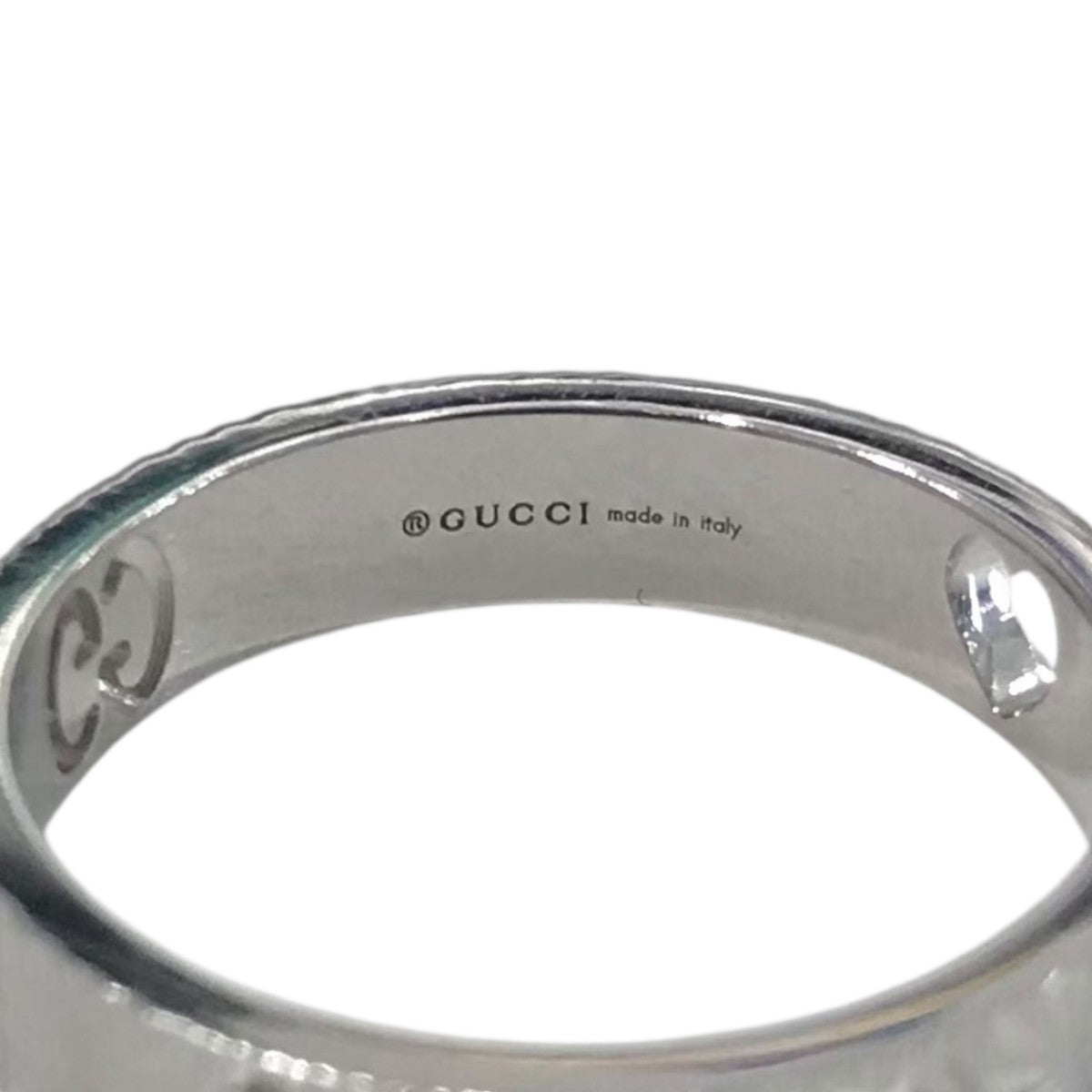 GUCCI アイコンリング　ハート Trademark ring with heart pendant in 925 sterling silver