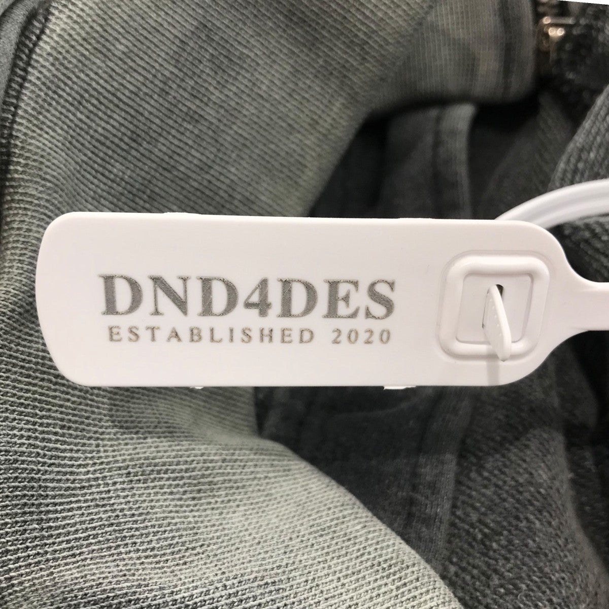 DND4DES(ディーエヌディー フォーデス) 「Diamond Distressed