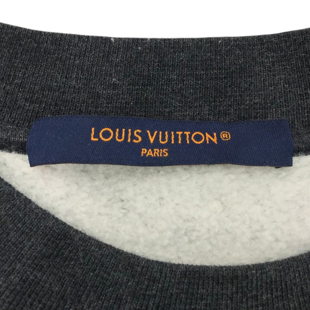 LOUIS VUITTON(ルイヴィトン) LVロゴパッチスウェットRM241M UYR