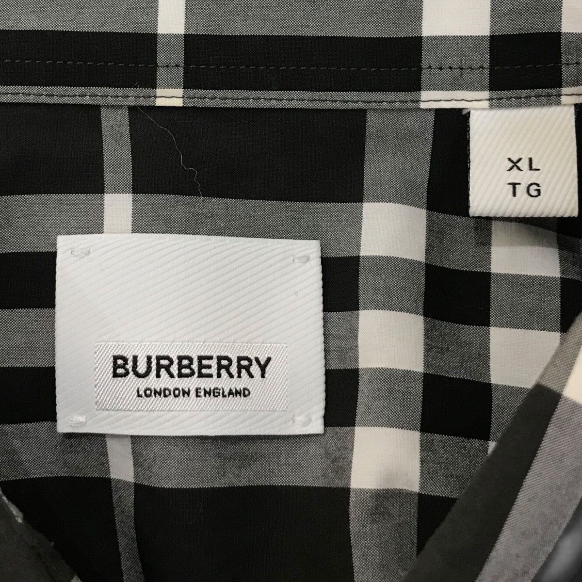 BURBERRY チェックフリントクルネックTシャツ 【関税込】 ☆関税込☆Burberry チェック パッチ クルーネック Tシャツ