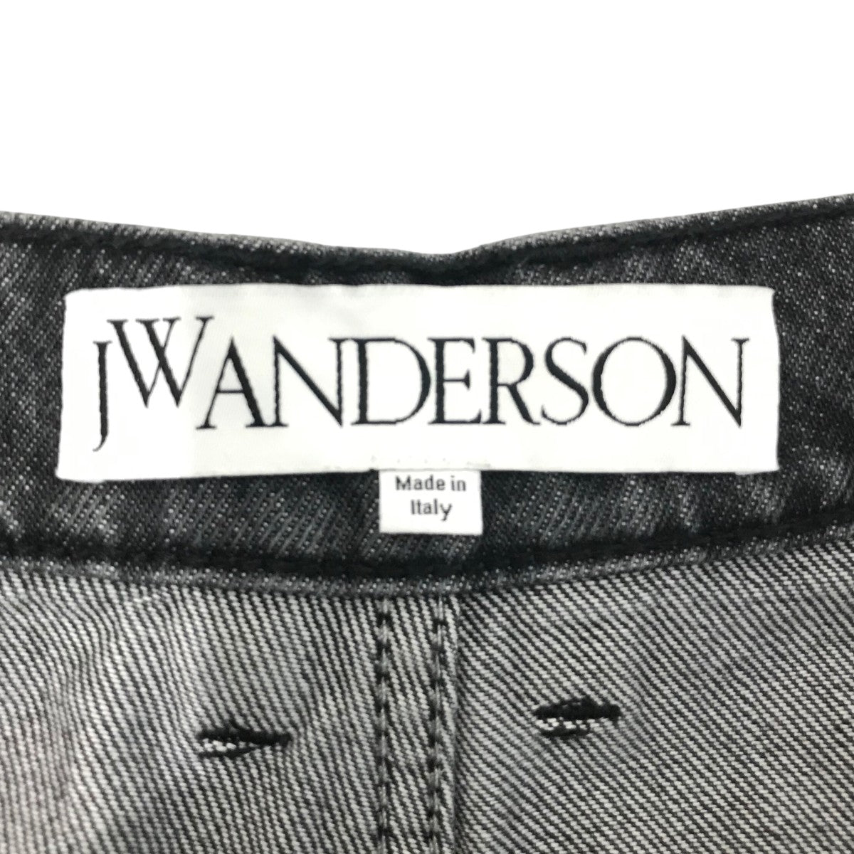 J．W．ANDERSON(ジョナサンウィリアムアンダーソン) バックル カフ