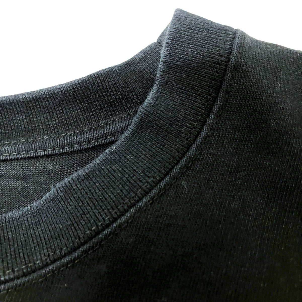 刺繍Tシャツ