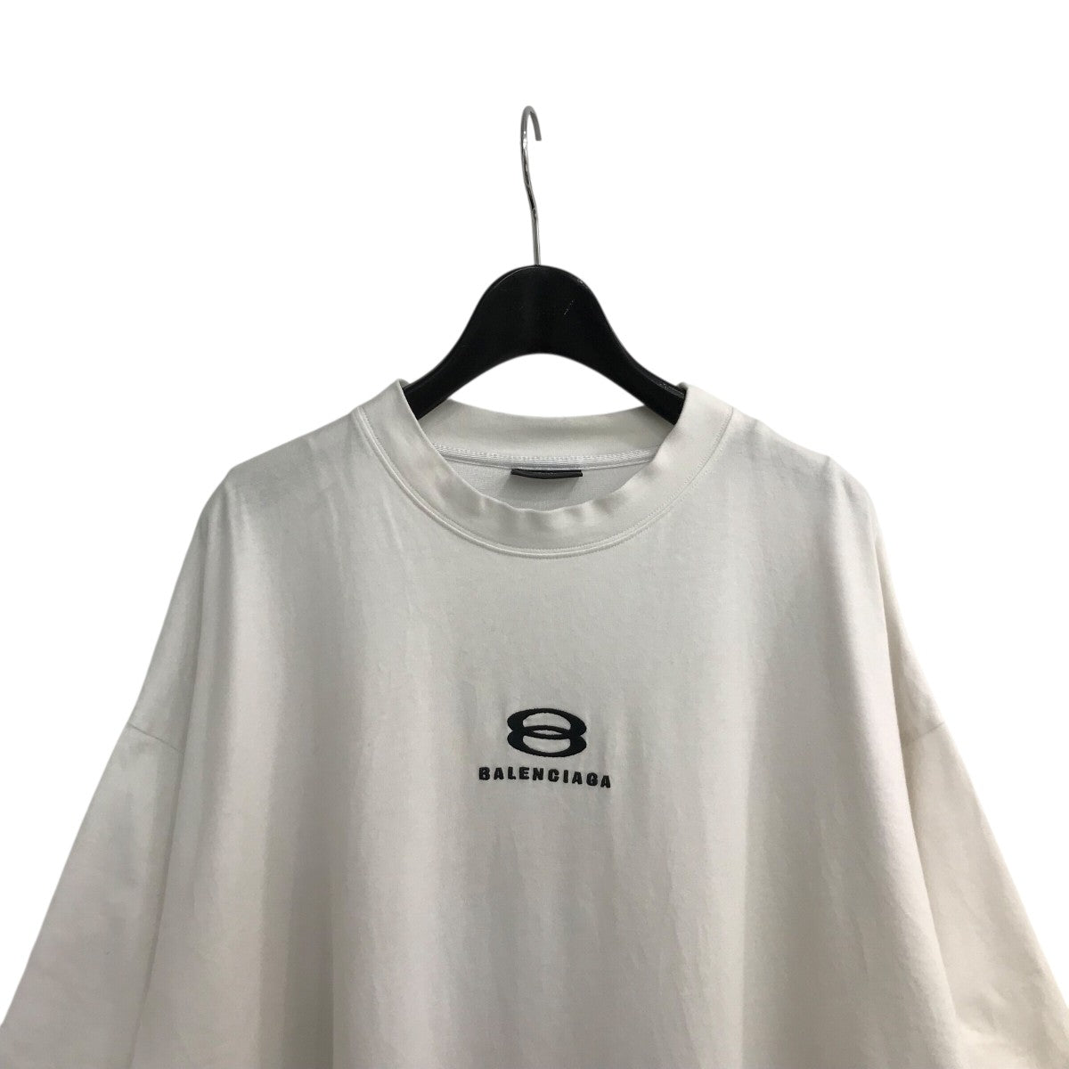 モダン バレンシアガ ラグランTシャツ 3B Stencil フード付き モダン バレンシアガ ラグランTシャツ 3B Stencil フード付き