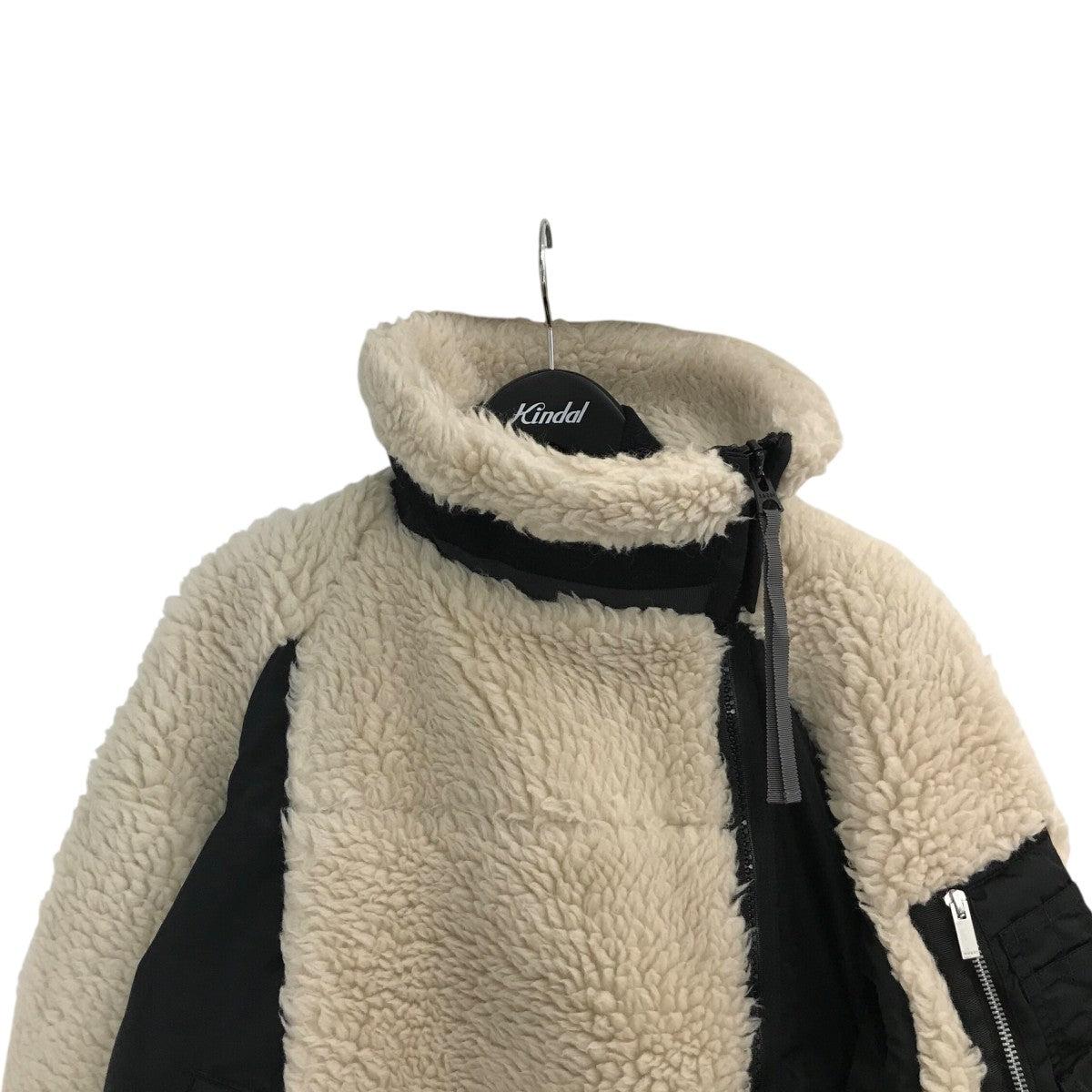 sacai(サカイ) 「Faux Shearling Nylon Twill Blouson」ボア切替