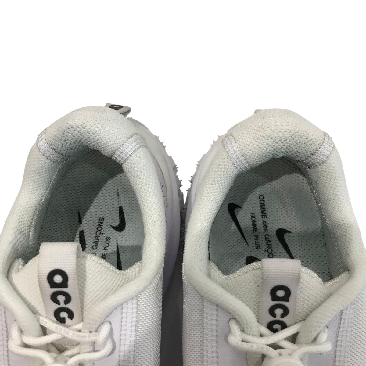 ACGホワイトSP II とACGホワイトSP Nike ACG Mountain Fly 2 Low Comme des Garcons White - FZ3311-100