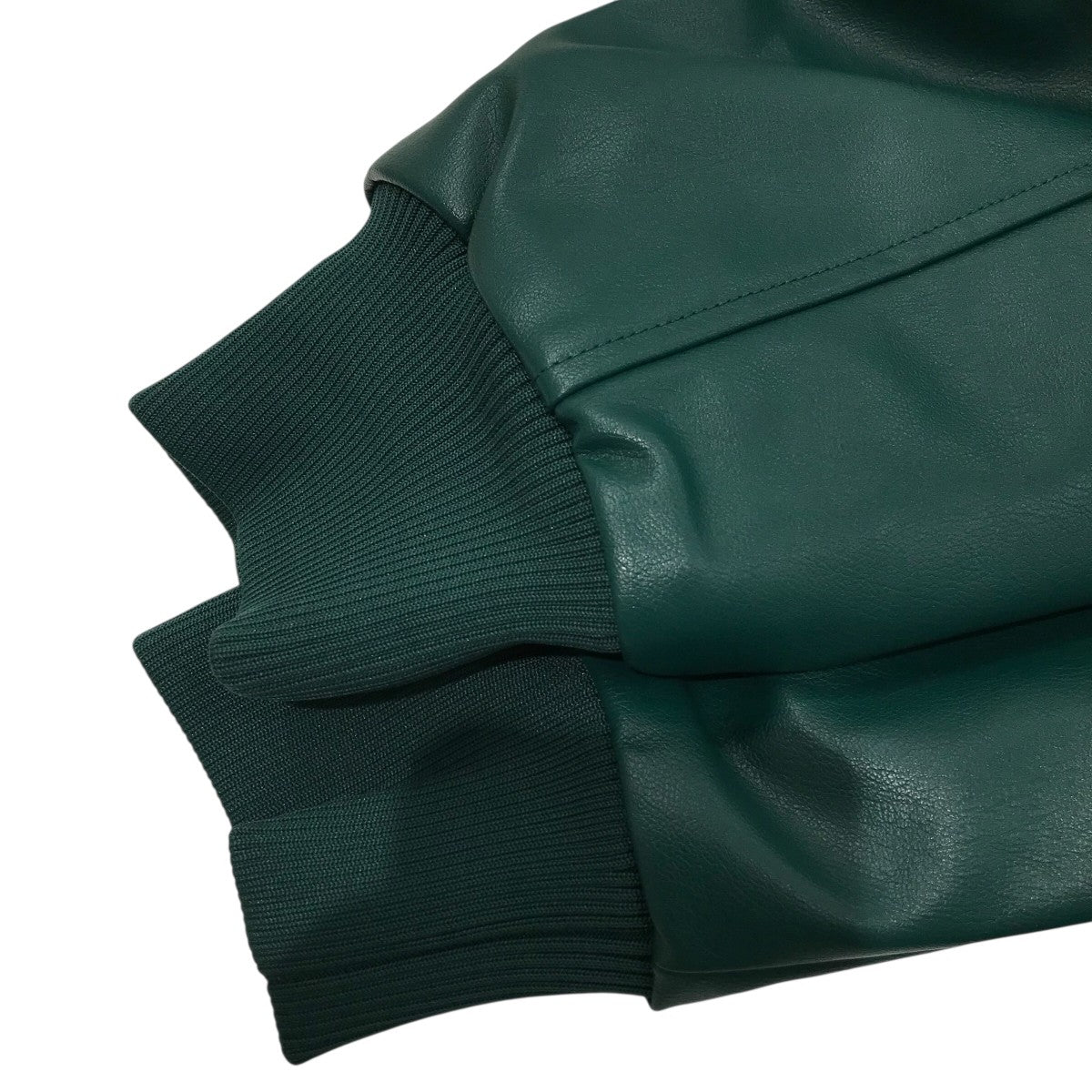 CarHartt(カーハート) 「2025 NEW YEAR ACTIVE JACKET」リバーシブル