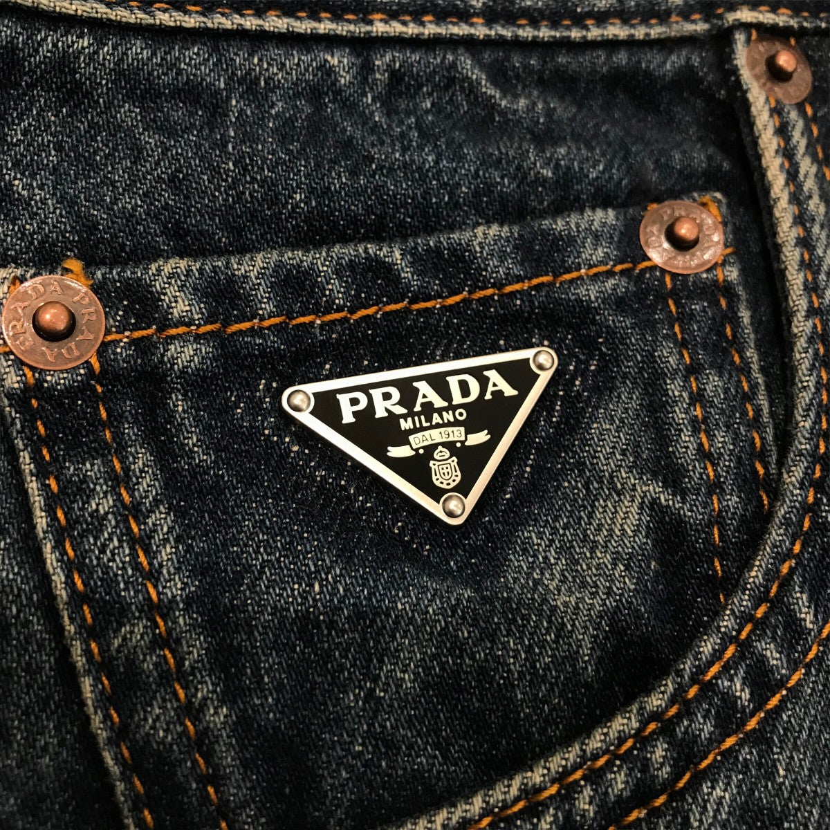 レアプラダ海外正規店購入。PRADAのパンツ。サイズの表記の40。新品未使用‼️ PRADA（プラダ）その他 黒 サイズ:44(S位) メンズ/2200394767055