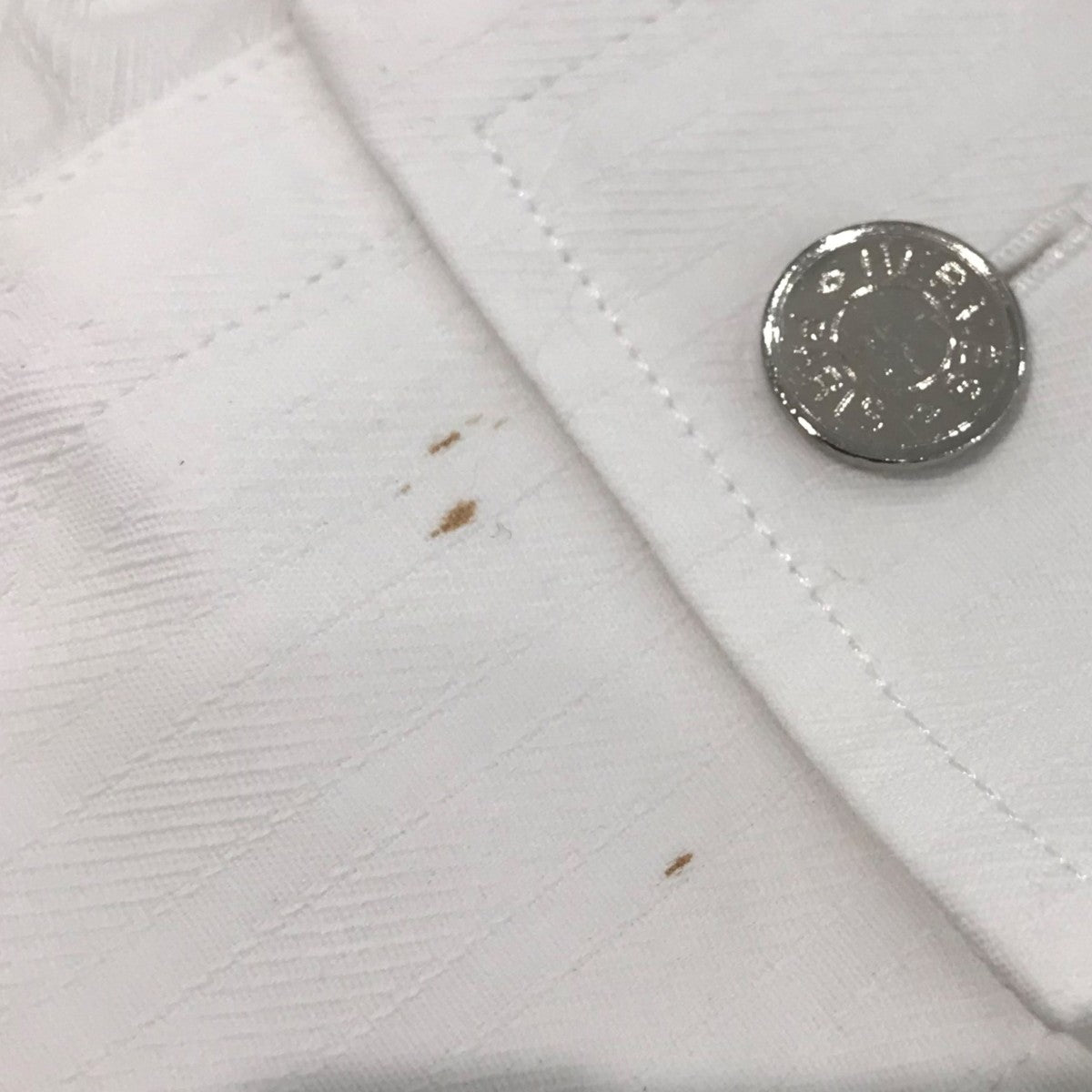 【古着】HERMES エルメス 無地白シャツ 長袖シャツ 42 16 1/2 古着】HERMES エルメス 無地白シャツ 長袖シャツ 42 16 1/2