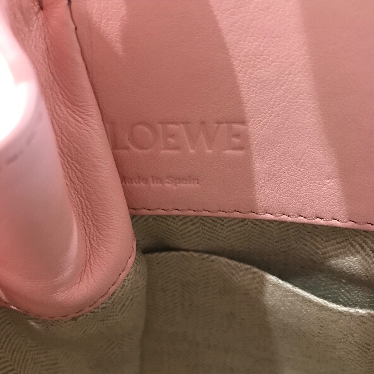 LOEWE(ロエベ) ハンモック ドローストリングミニ バッグ