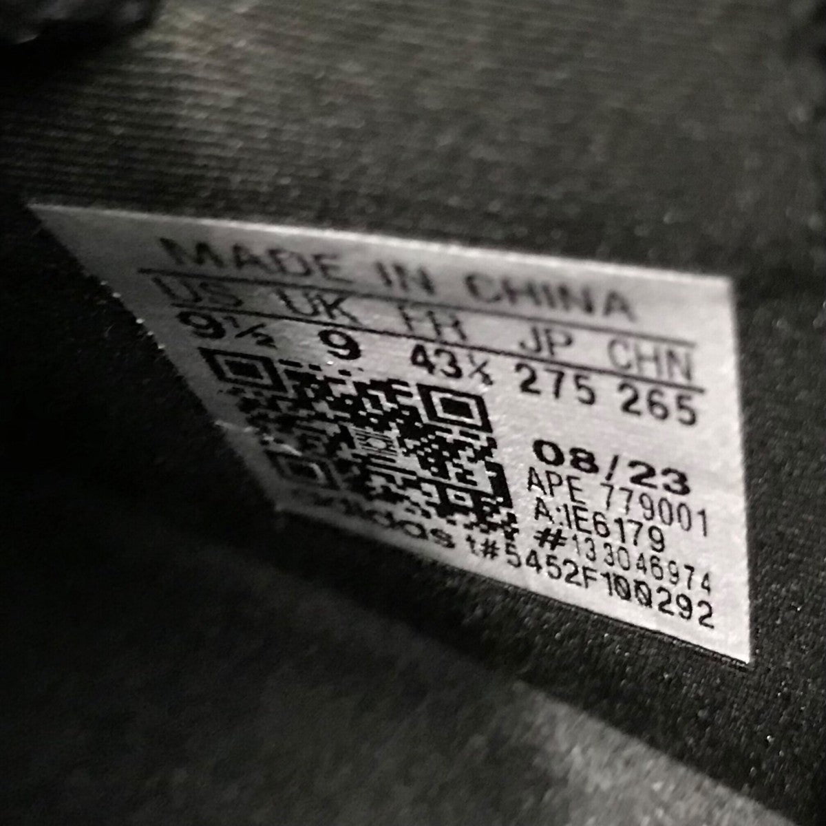 adidas×FEAR OF GOD 「ATHLETICS I BASKETBALL」ハイカットスニーカー