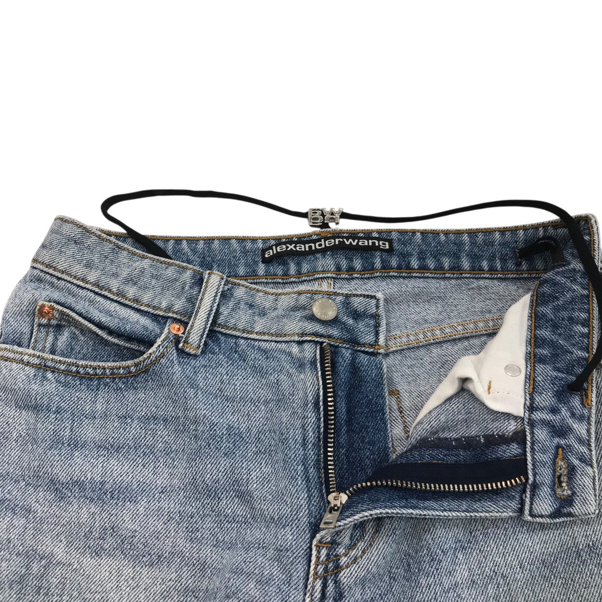 「Prestyle?Diamante?Charm」チャームロゴデニムパンツ4DC3244408