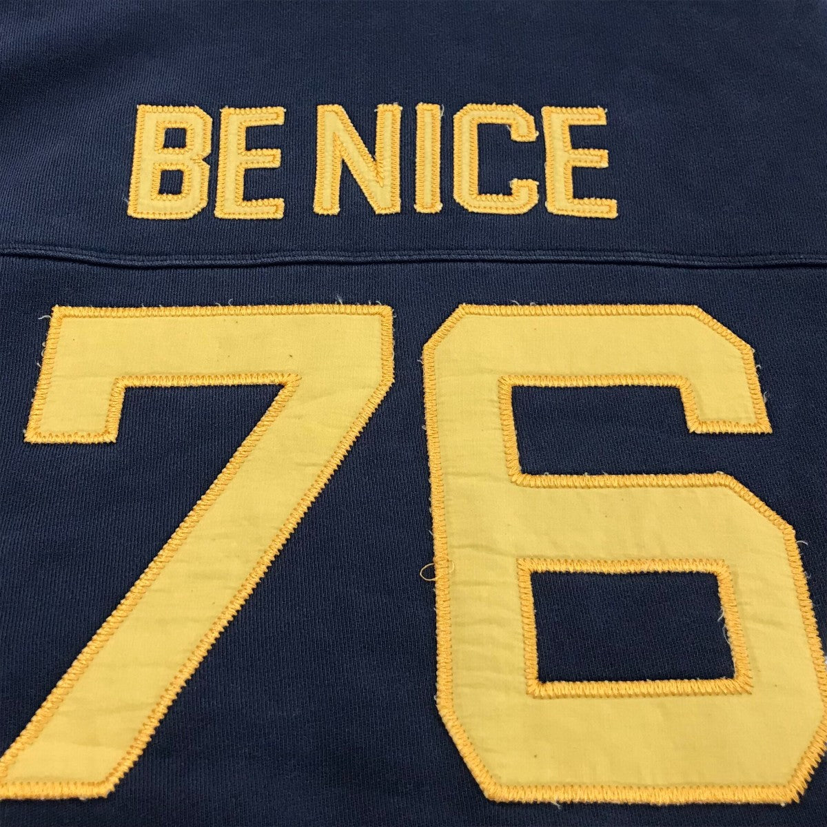 ERL(イーアールエル) 「VENICE FOOTBALL HOODIE KNIT」サイド