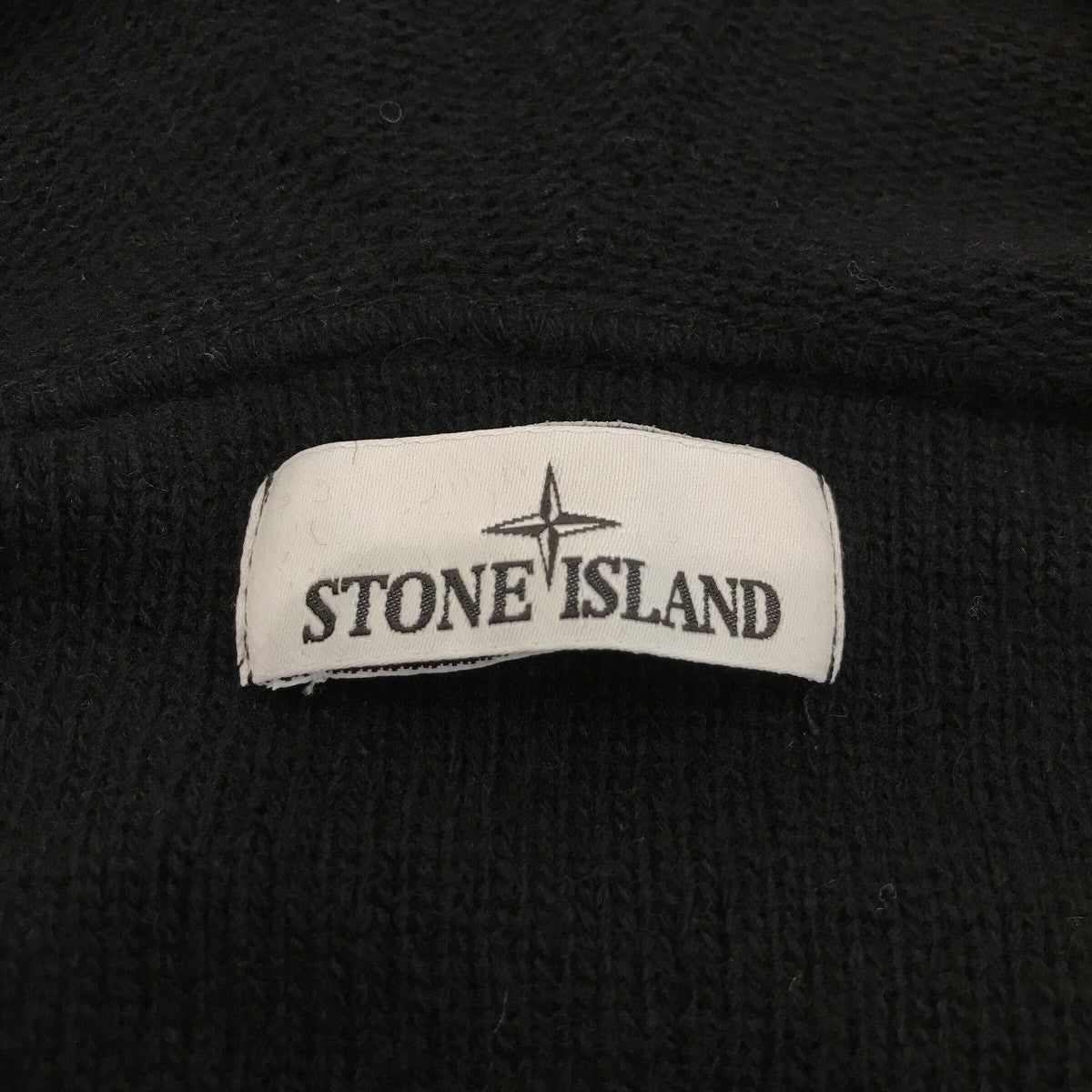 STONE ISLAND(ストーンアイランド) 23FWジップアップニット
