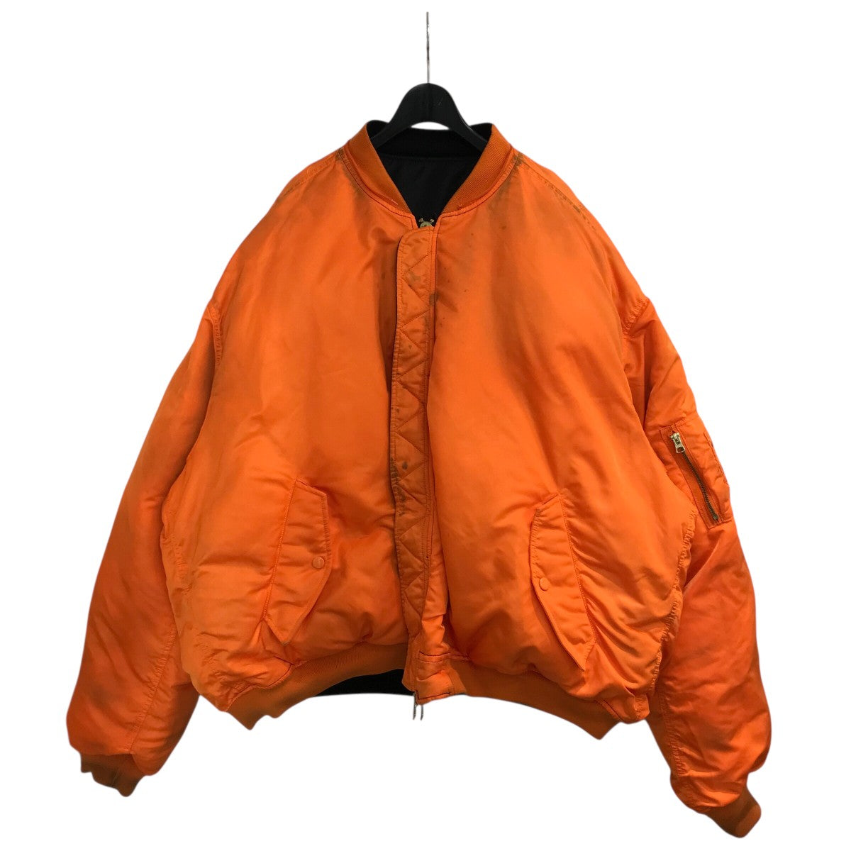 VETEMENTS×ALPHA 24AWフーデッドボンバージャケットUA65JA249B