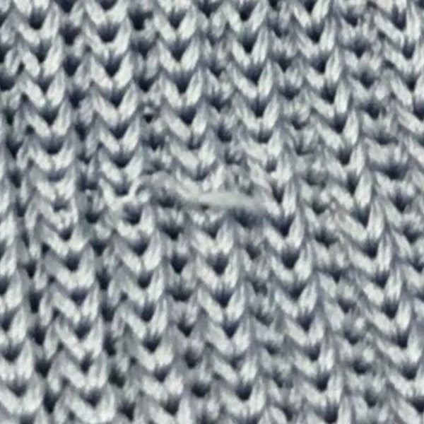 ハイネックノースリーブニット