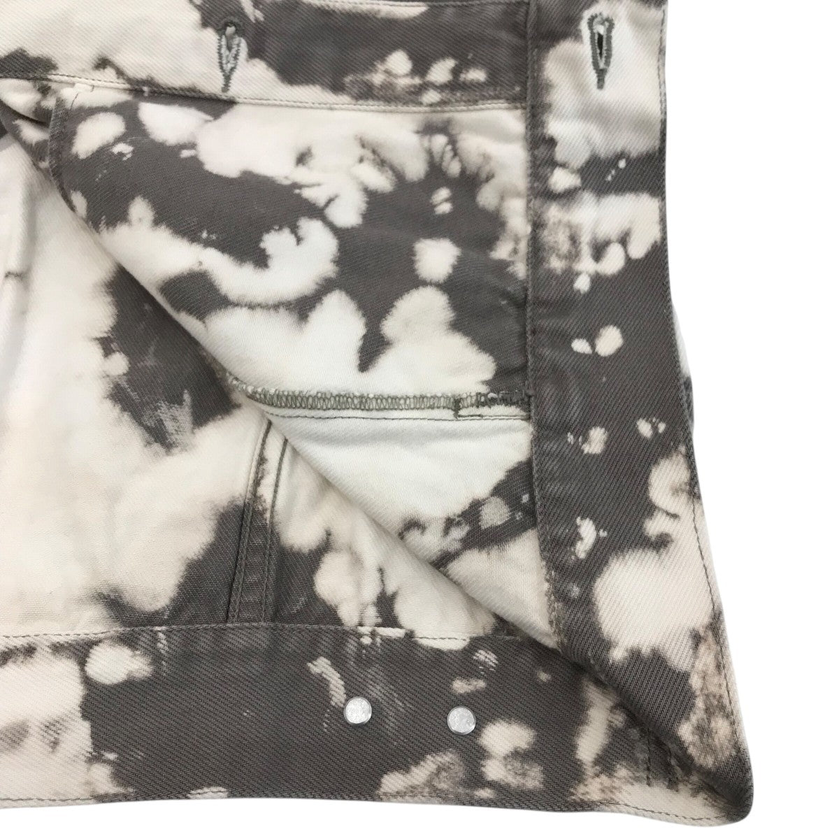 ジャケット・アウター Supreme Denim Trucker Jacket Bleach Supreme - Supreme Denim Trucker Jacket Bleached XLの通販 by