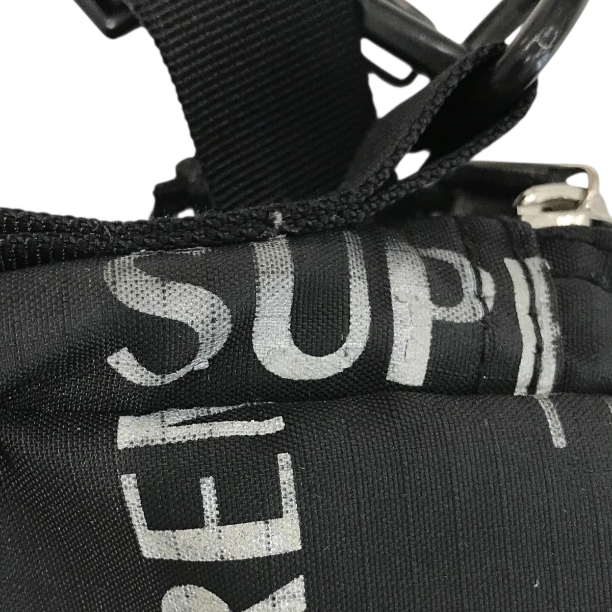 Supreme(シュプリーム) 16AW「3M Reflective Repeat Shoulder Bag