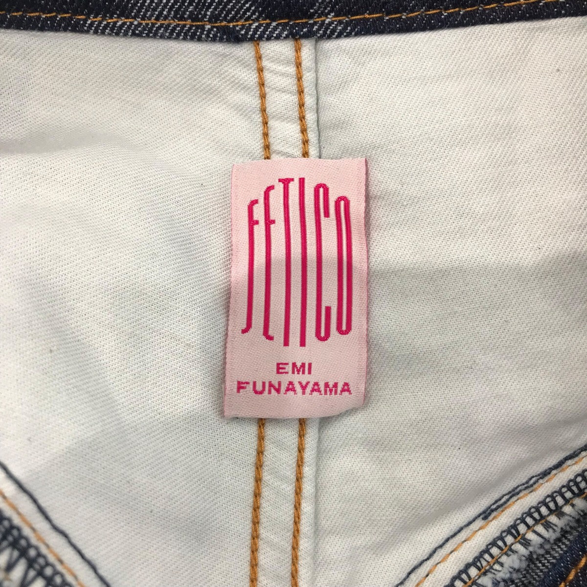 「ROSE DENIM HIGH WAIST JEANS」ローズプリントデニムパンツFTC252 0606