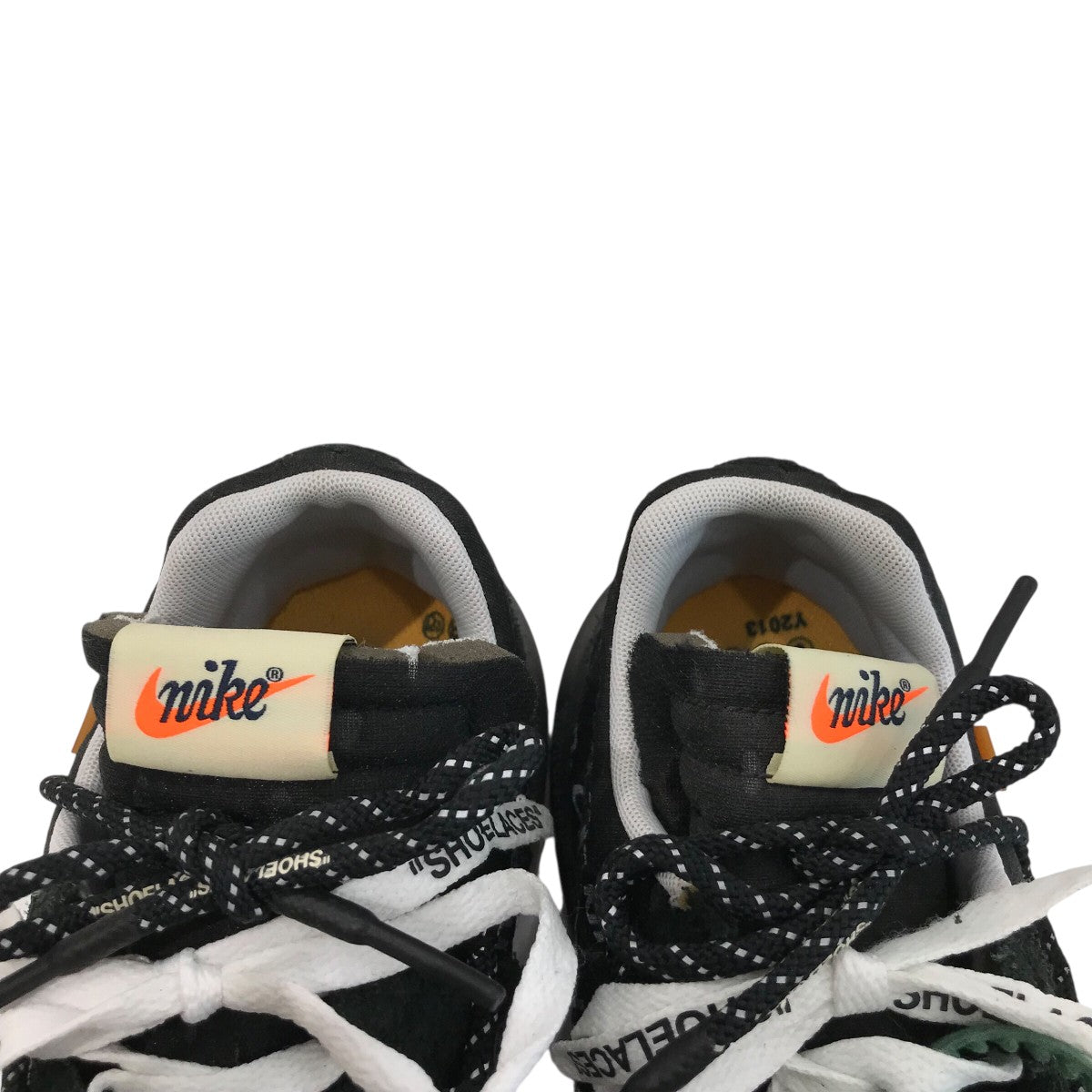 「WMNS ZOOM TERRA KIGER 5  OW」スニーカーCD8179 001