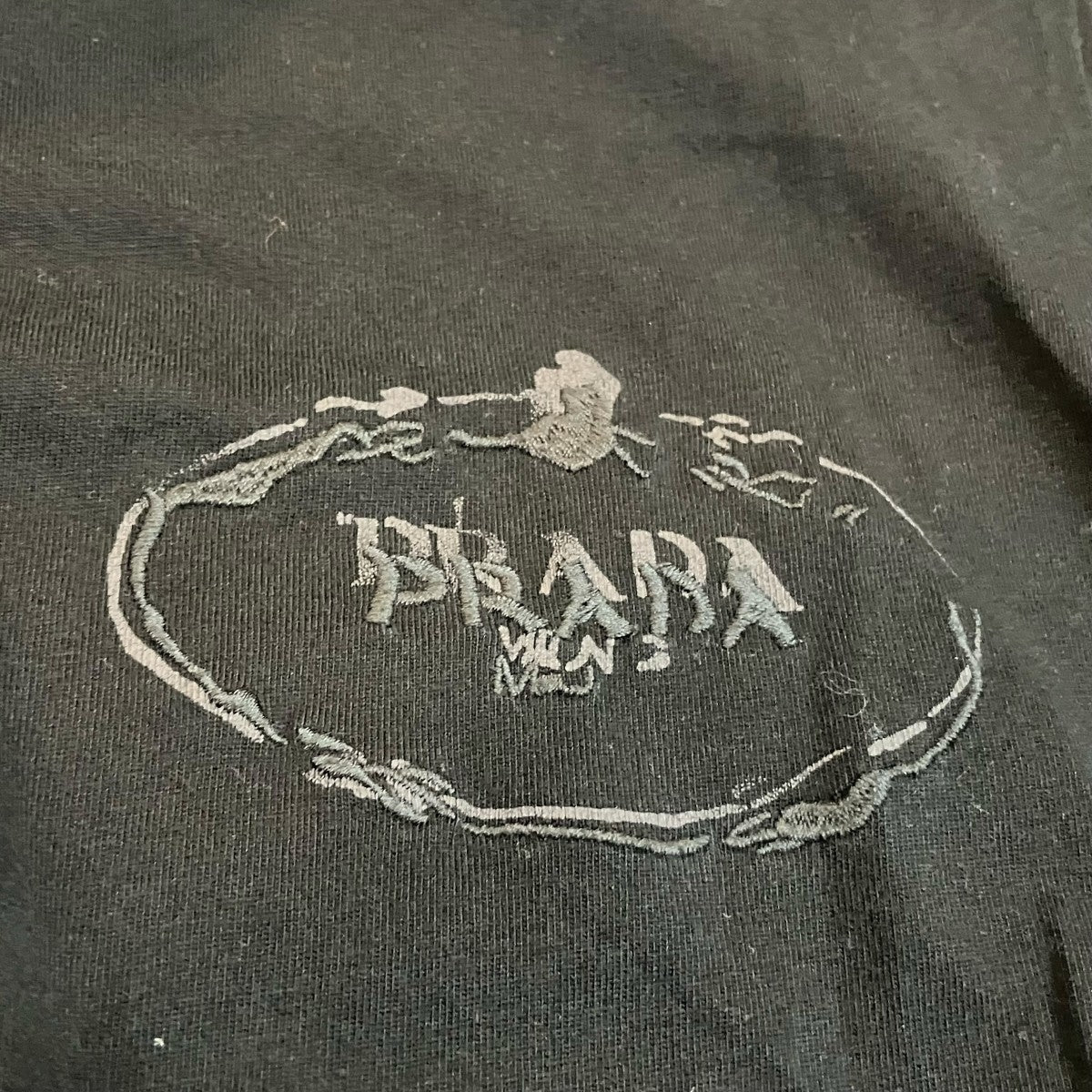 PRADA 胸ロゴ刺繍Tシャツ 古着・中古-4枚目のアイテム画像