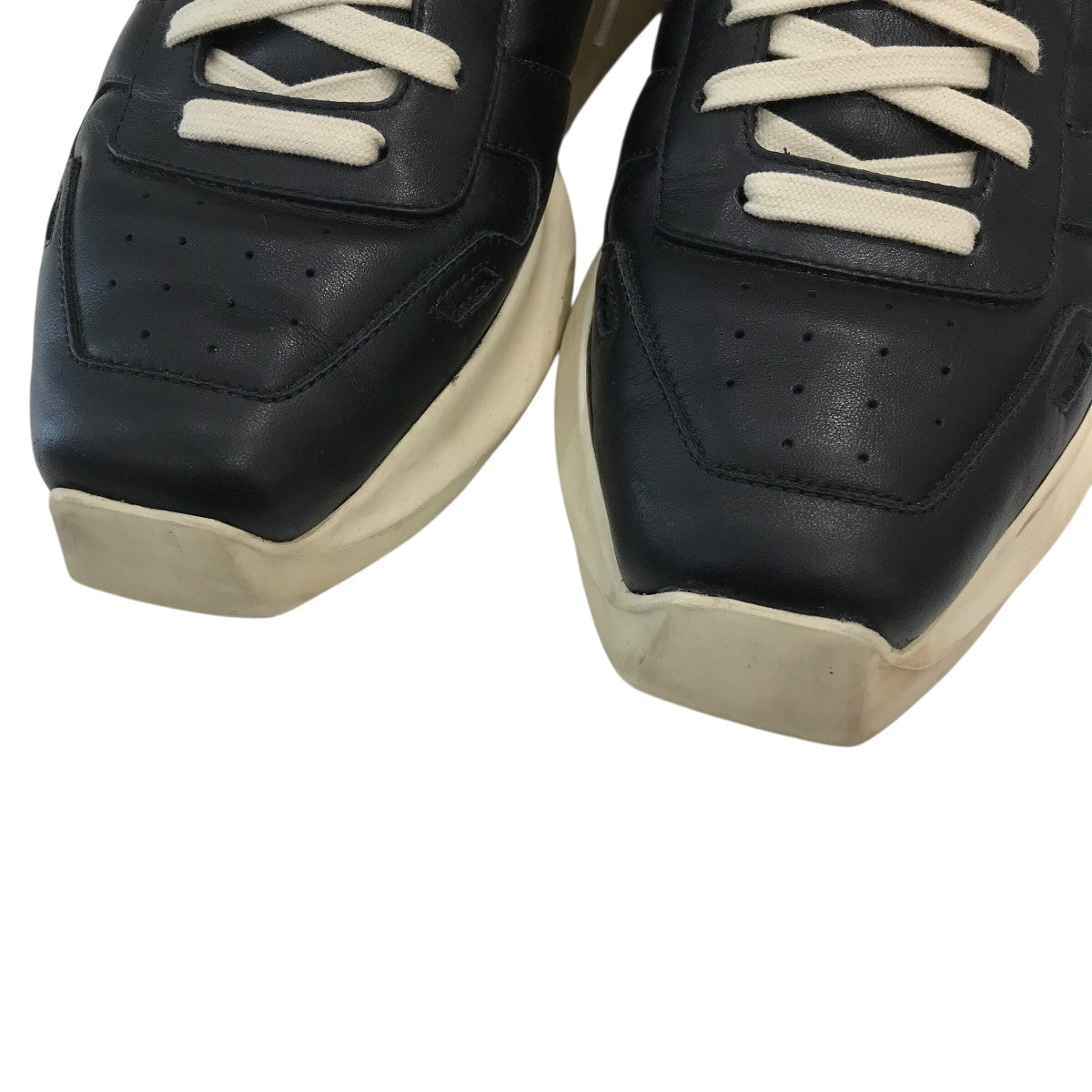 美品 Rick Owensリックオウエンス ゲスランナー 42 LPO素材 美品 Rick Owensリックオウエンス ゲスランナー 42 LPO素材
