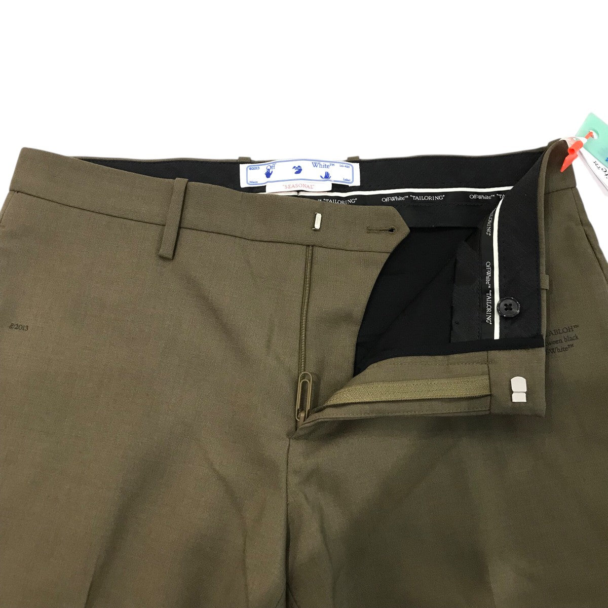 スラックスOMCA211S22FAB001