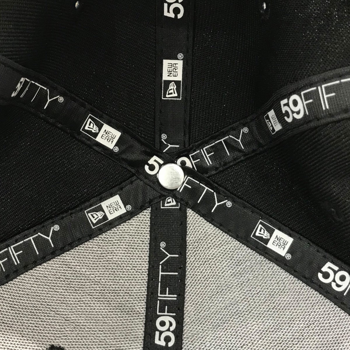 Supreme×New Era 25AW「Breast Cancer Awareness Box Logo New Era」キャップ 古着・中古-5枚目のアイテム画像
