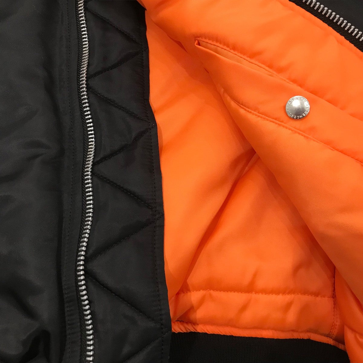 JOHN LAWRENCE SULLIVAN 25AW「NYLON MASSIVE ROUNDED SLEEVE BOMBER JACKET」ボンバージャケット1B009 0325 13 古着・中古-7枚目のアイテム画像