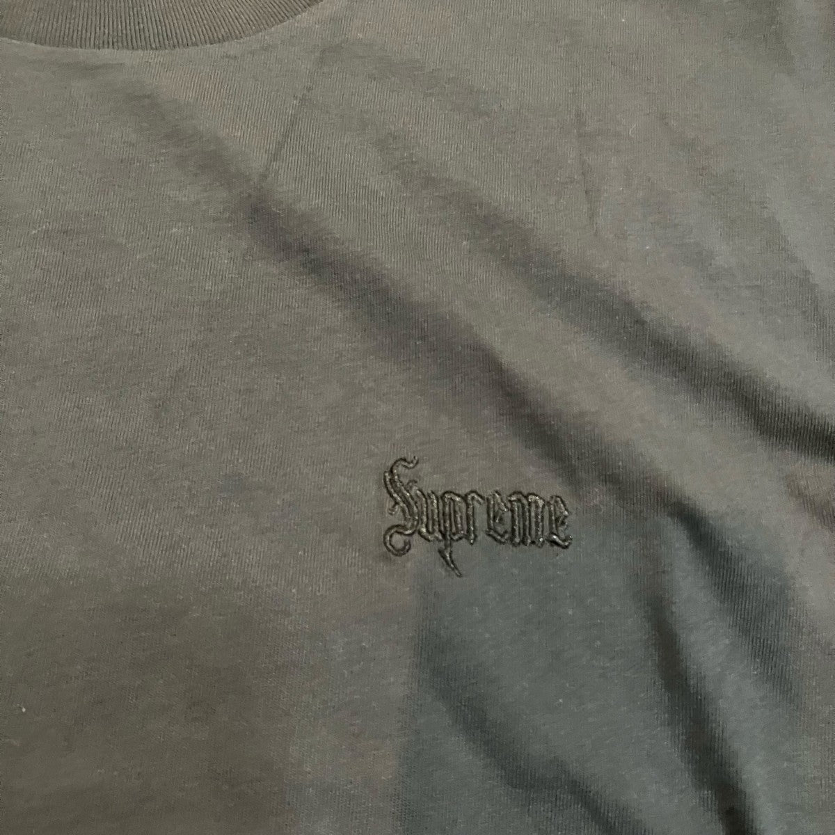 Supreme Old English Tee オールドイングリッシュロゴ刺繍Tシャツ 古着・中古-5枚目のアイテム画像