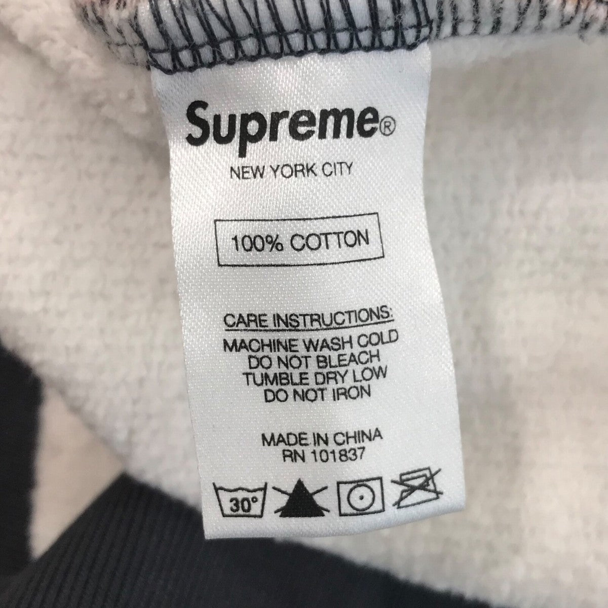 Supreme×Andres Serrano 17AW「Blood and Semen Hooded Sweatshirt」総柄プルオーバーパーカー 古着・中古-7枚目のアイテム画像