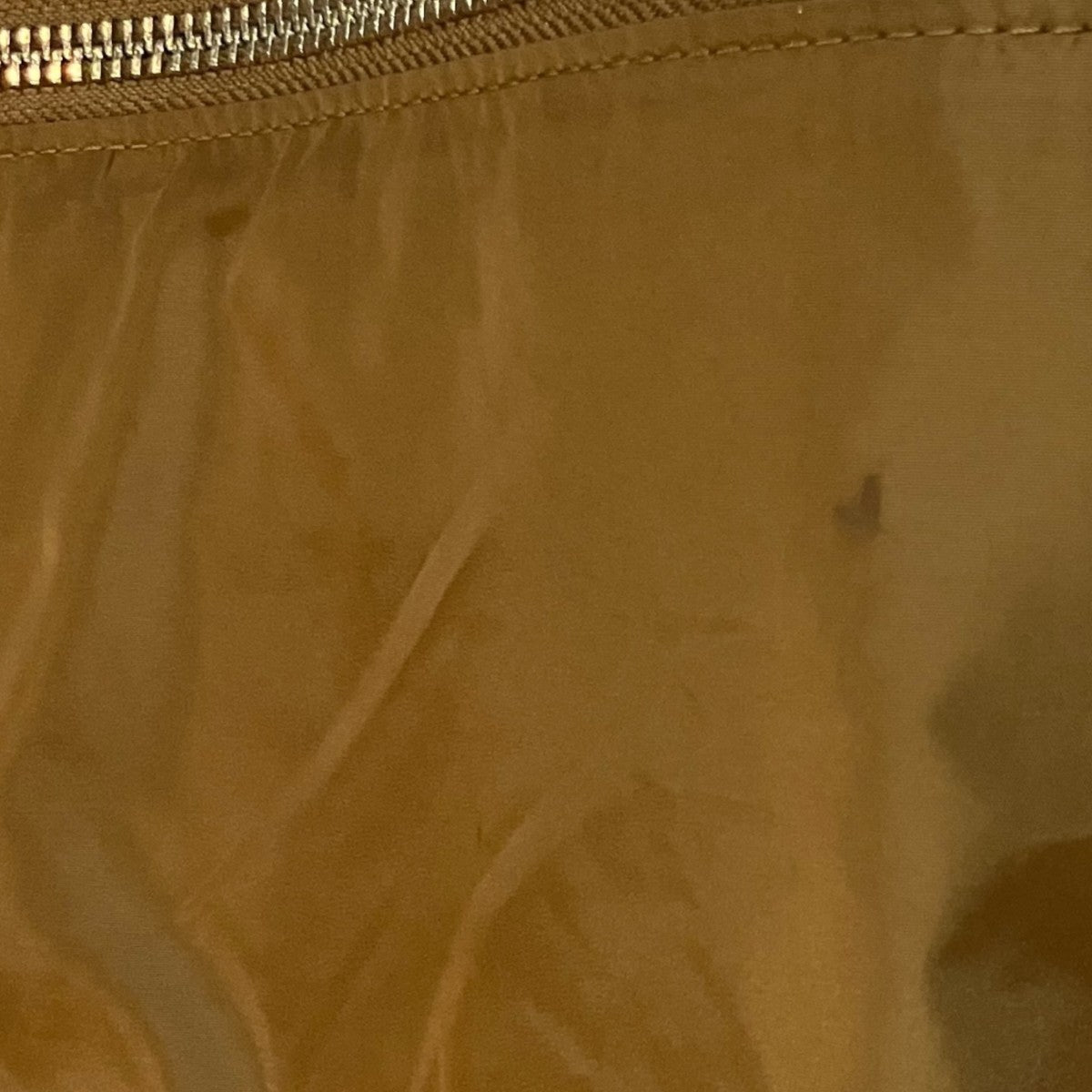 PRADA Re-Nylon 半袖ジップシャツSC758 古着・中古-9枚目のアイテム画像