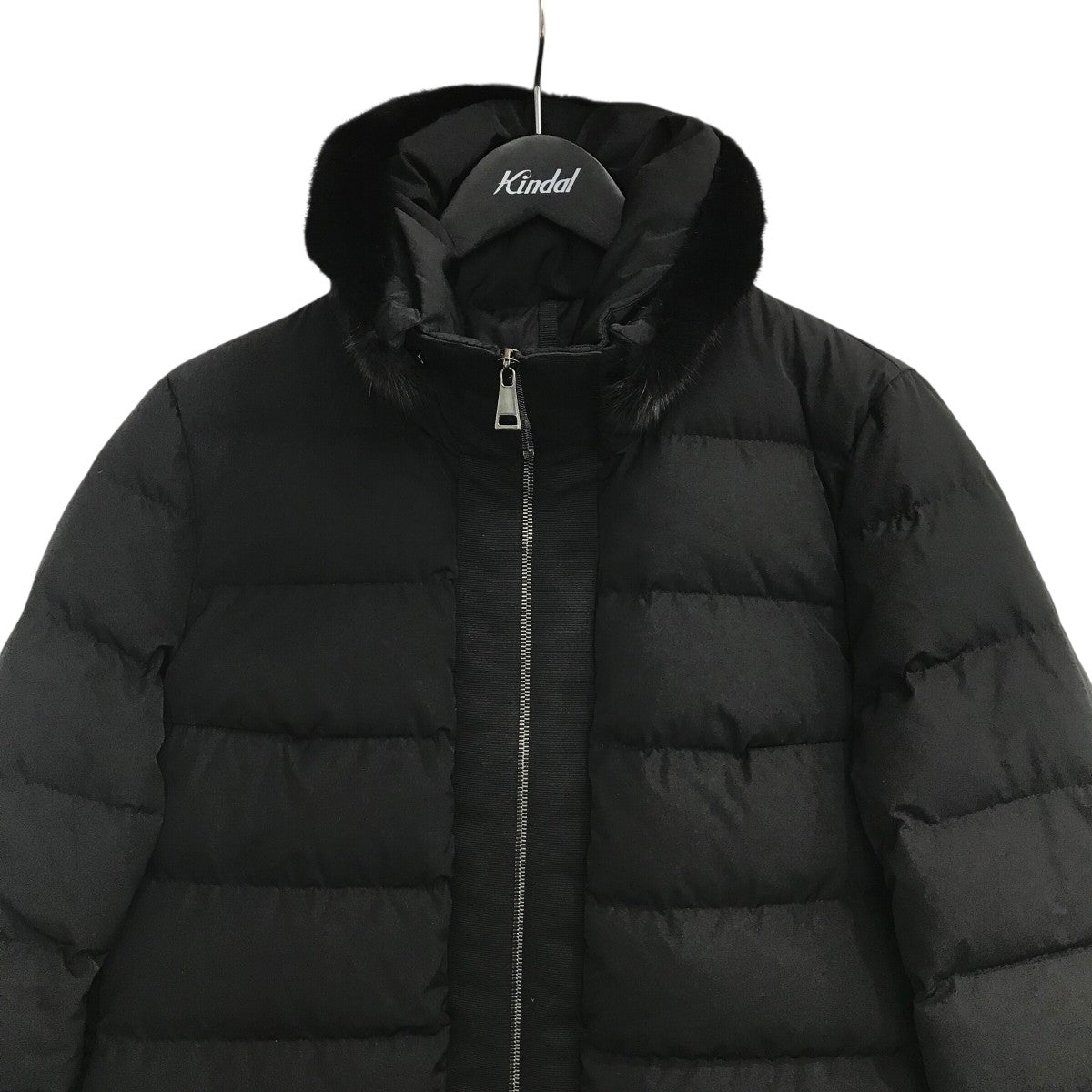 MONCLER 「LINOTTE」ダウンコートD20934936320 古着・中古-3枚目のアイテム画像