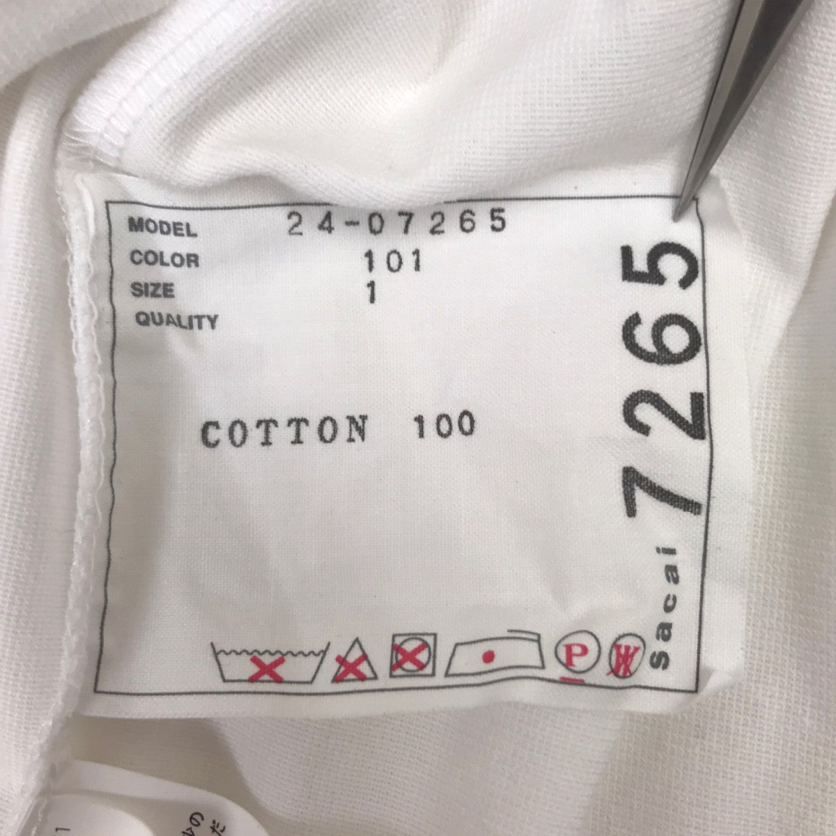 ノースリーブTシャツ