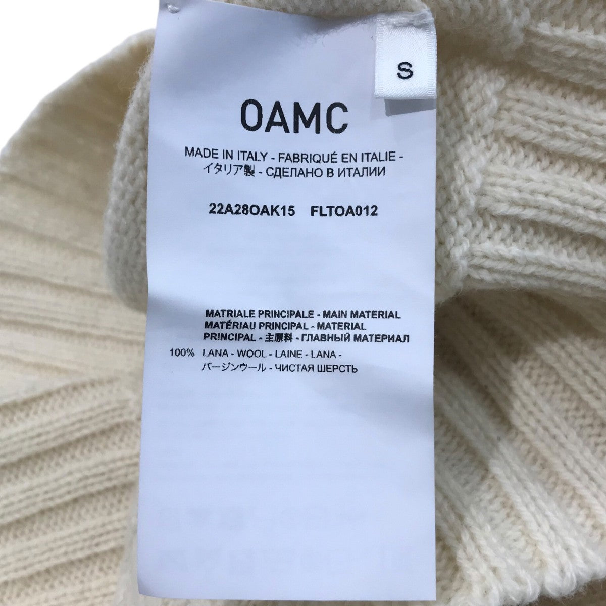 タートルネックニット22A28OAK15