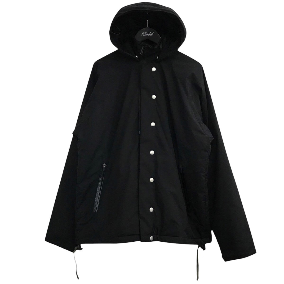 「Insulated Coach Jacket」中綿フーデッドコーチジャケットJ95 PL