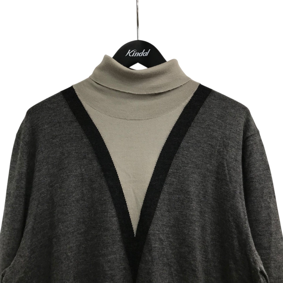 フェイクレイヤードカシミヤタートルネックニット