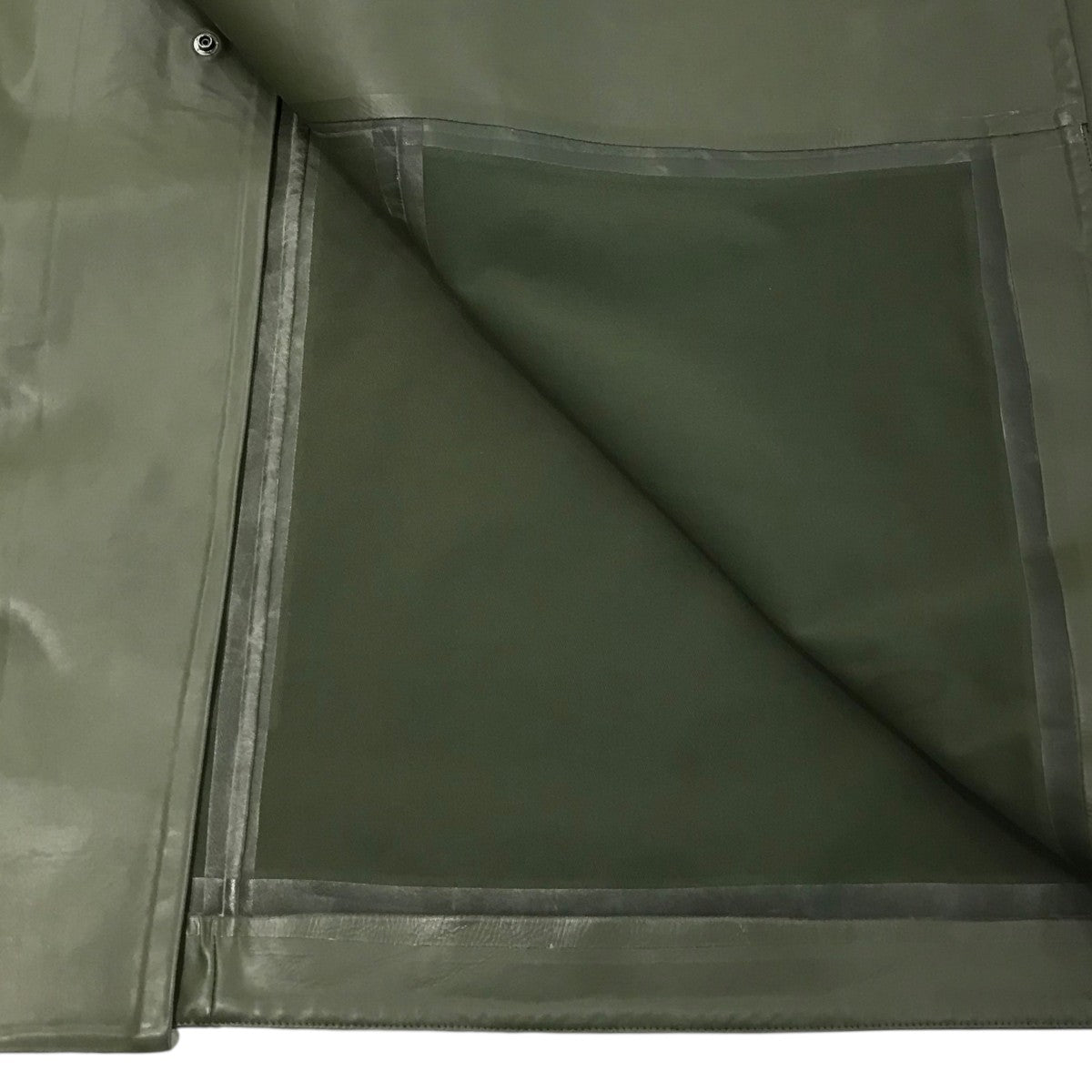 AURALEE(オーラリー) 「SOFT RUBBER SOUTIEN COLOR COAT」ソフトレザー