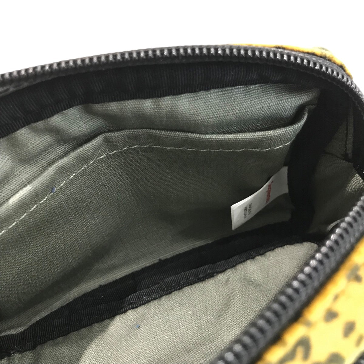 Supreme 25AW「Velvet Mini Pouch」ポーチ 古着・中古-8枚目のアイテム画像