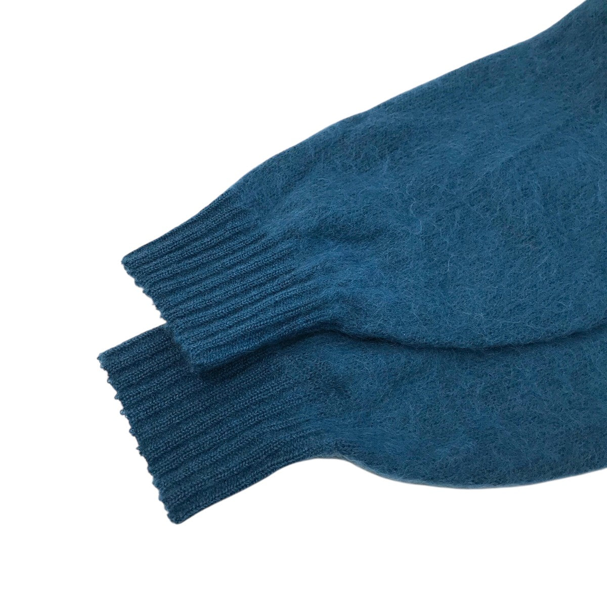 「MOHAIR CREW NECK SWEATER」モヘアクルーネックニット