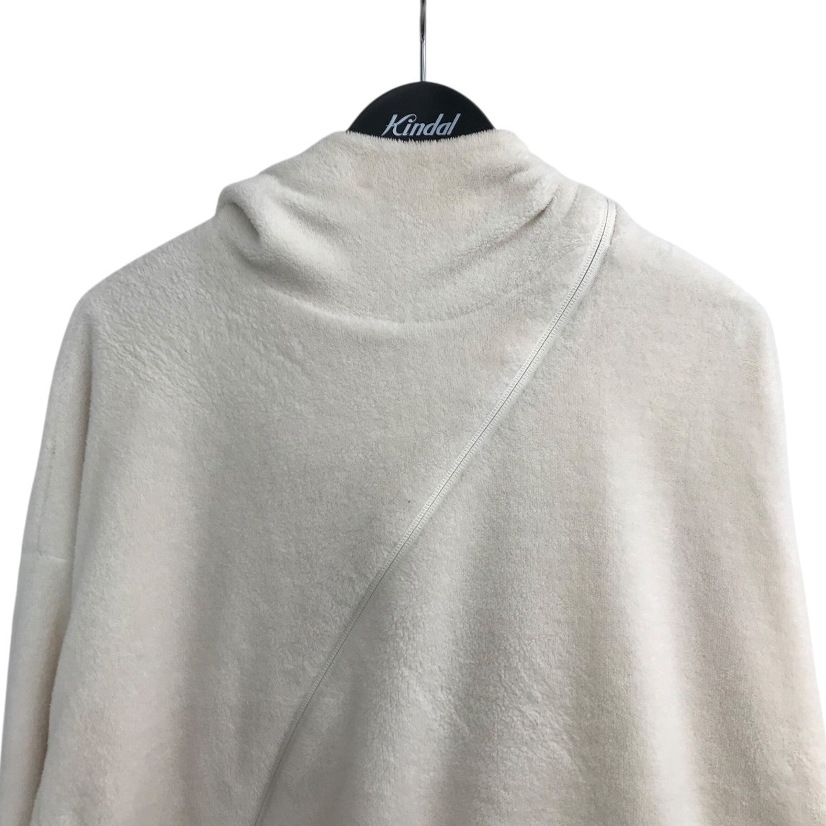 「5．1 HOODIE CENTER」フリースパーカー