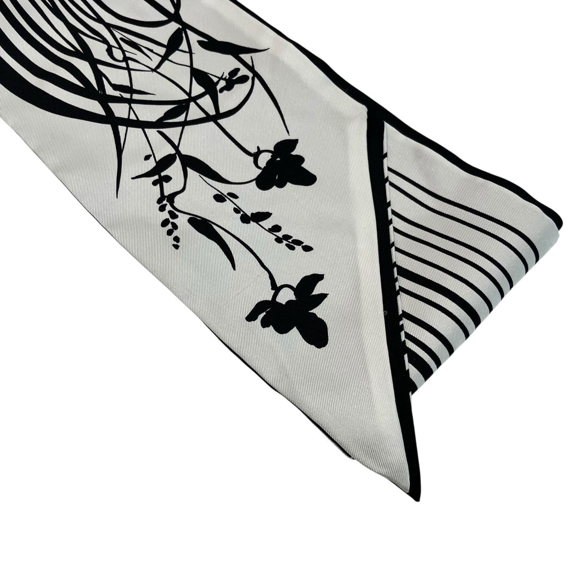 mame kurogouchi(マメクロゴウチ) 「Hand Printed Rectangle Silk