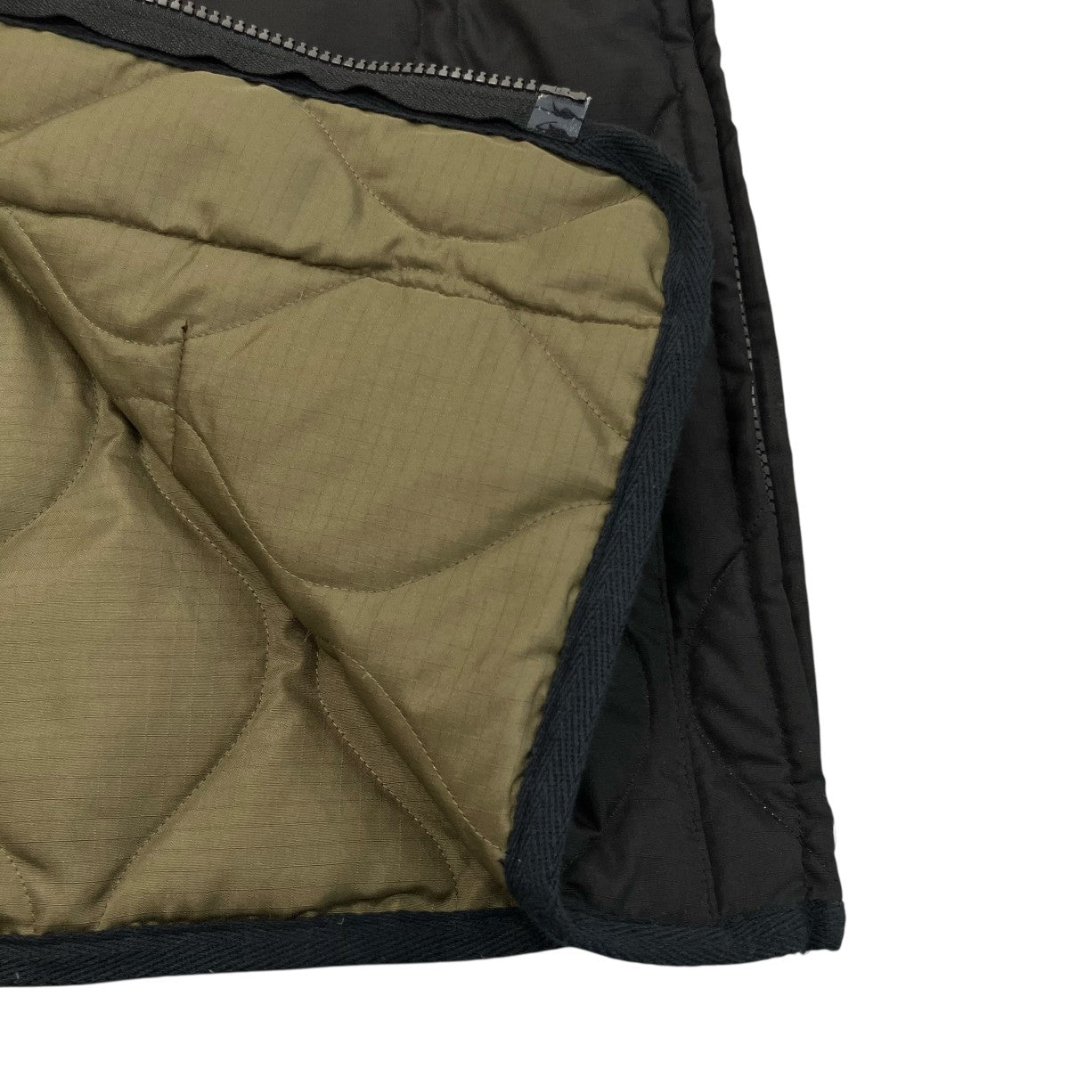 「MILITARY V NECK W-ZIP DOWN」キルティングダウンジャケットTAION 101ZML 1