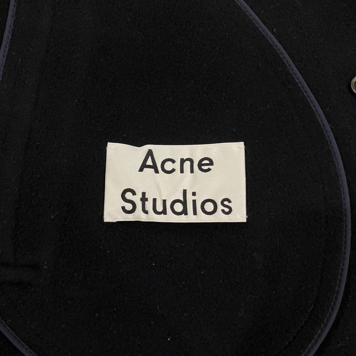 ACNE STUDIOS(アクネストゥディオズ) 「TONY FACE W PAW15」パデッド