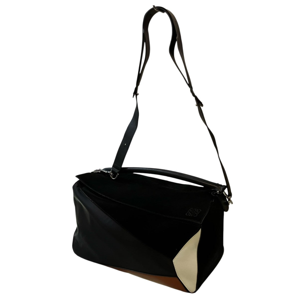 LOEWE 素材切り替えパズルバッグ 古着・中古-1枚目のアイテム画像