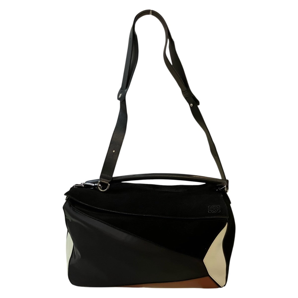 LOEWE 素材切り替えパズルバッグ 古着・中古-2枚目のアイテム画像