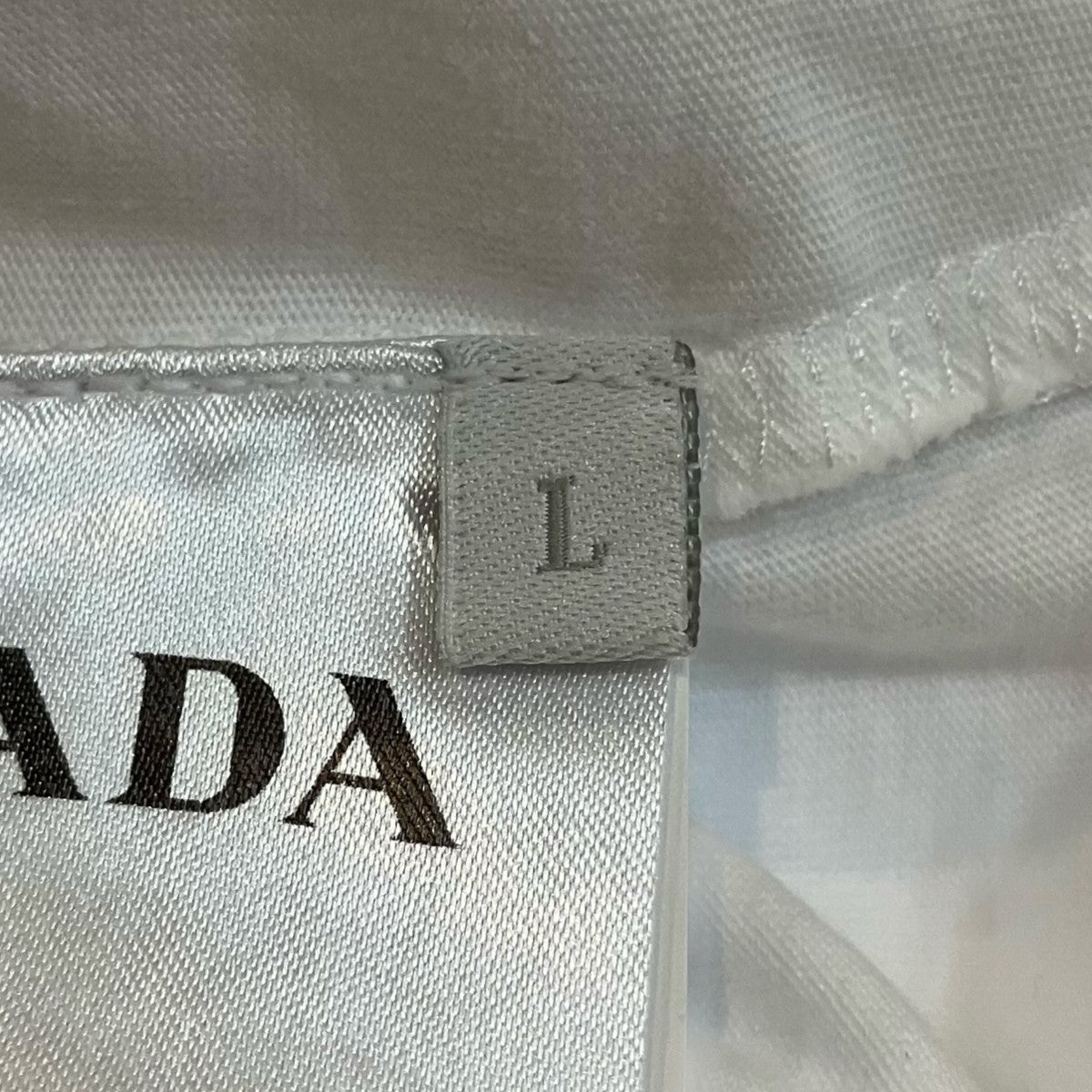PRADA(プラダ) ロゴ刺繍Tシャツ ホワイト サイズ L｜【公式】カインド