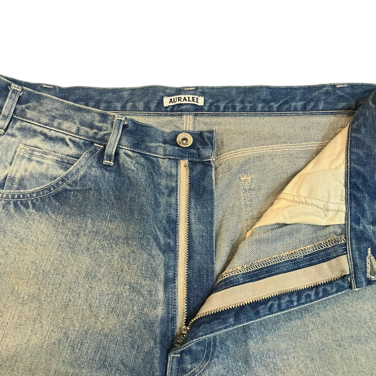 AURALEE 「SELVEDGE FADED HEAVY DENIM PAINTER PANTS」ペインターデニムパンツA24AP01DH 古着・中古-3枚目のアイテム画像