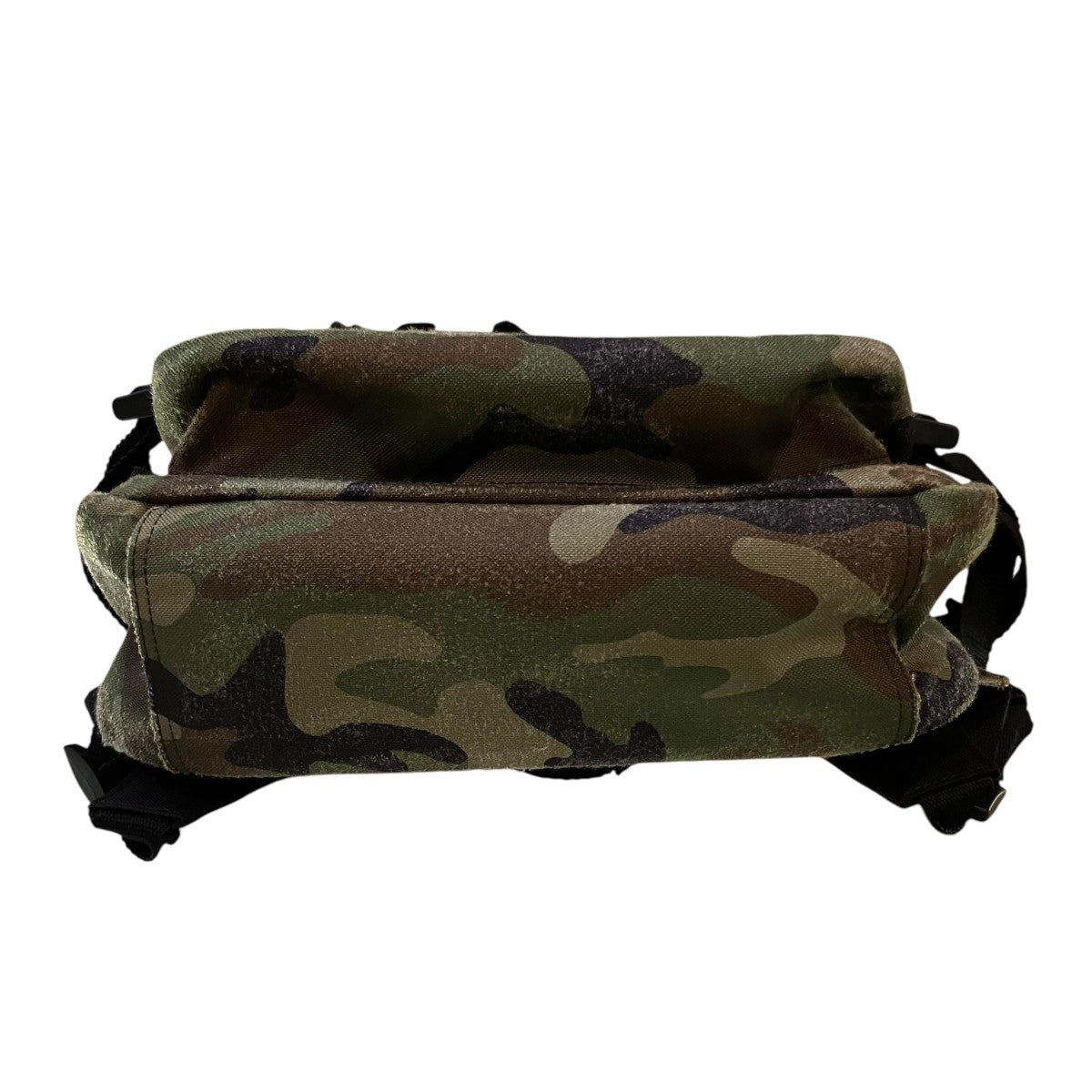 BALENCIAGA ヴィンテージ加工カモフラージュ柄アーミースモールバックパック693635 古着・中古-5枚目のアイテム画像