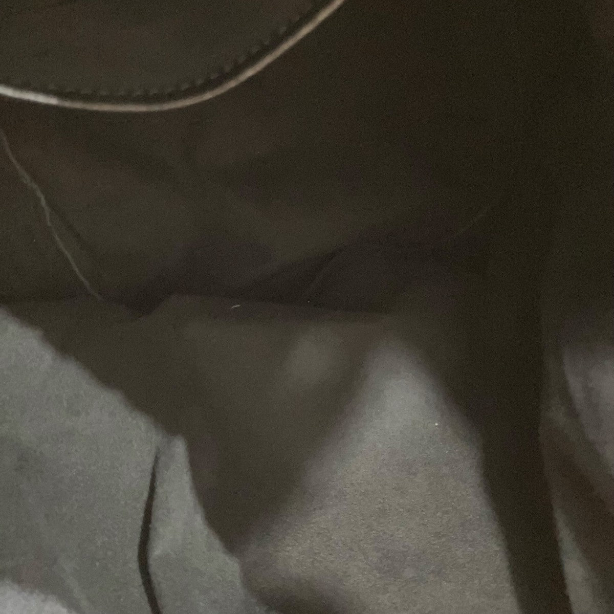 巾着レザーバッグ